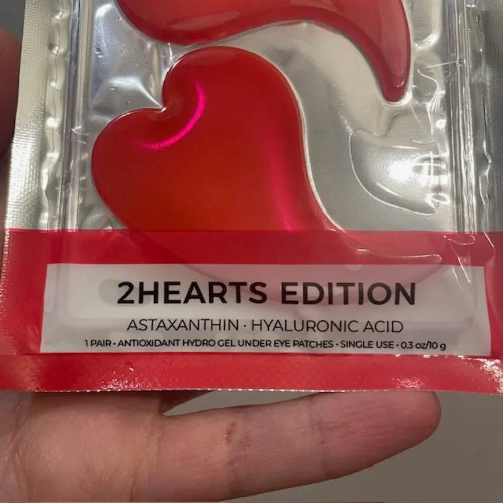 NIB Yeauty Bundle - 75 Pairs of Hydrogel Eye Masks 2Hearts Edition Hydrating